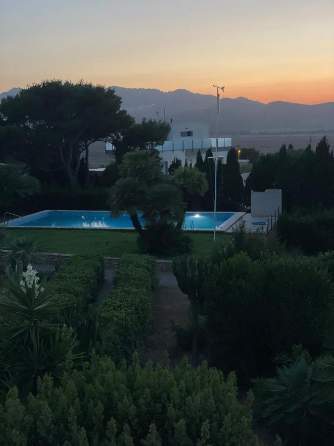 Spacious Villa With Private Pool In Serene Countryside Los Belones Bagian luar foto